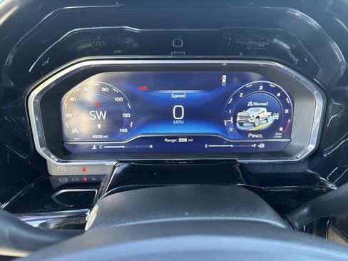 Used 2025 Chevrolet Silverado 2500 LT w/ All Star Edition image 22