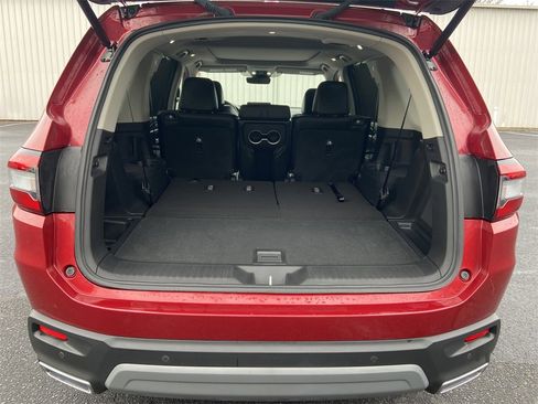 Used 2023 Honda Pilot Elite image 9