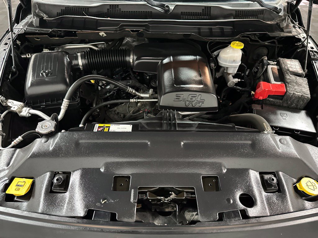 Used 2020 RAM 1500 Warlock AWD/4WD image 31