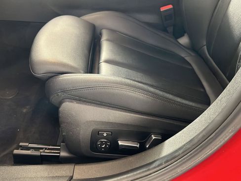 Used 2019 BMW 330i xDrive Sedan w/ Convenience Package AWD/4WD image 15