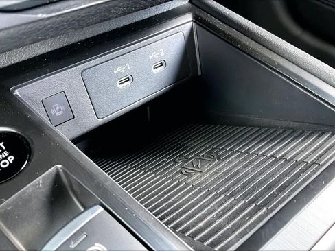 New 2026 Nissan Kicks SV w/ Charging Package image 13