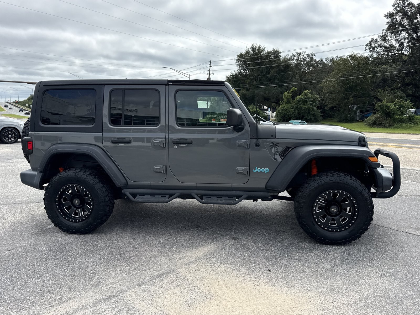 Used 2021 Jeep Wrangler Unlimited Sport AWD/4WD image 6
