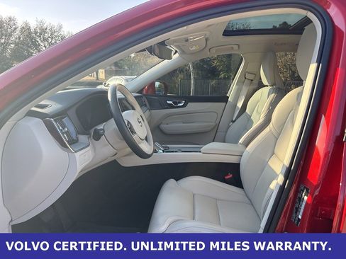 Certified 2023 Volvo XC60 B5 Ultimate w/ Climate Package image 18