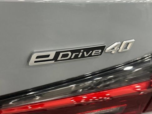 Used 2024 BMW i4 eDrive40 w/ M Sport Package RWD image 33