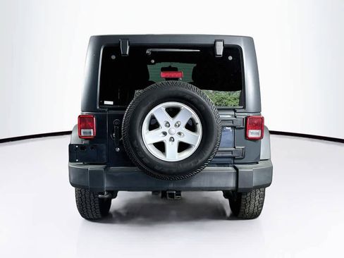 Used 2017 Jeep Wrangler Unlimited Sport w/ Quick Order Package 24S AWD/4WD image 5