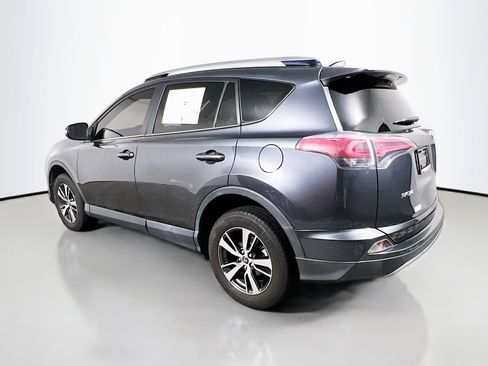 Used 2018 Toyota RAV4 XLE image 8