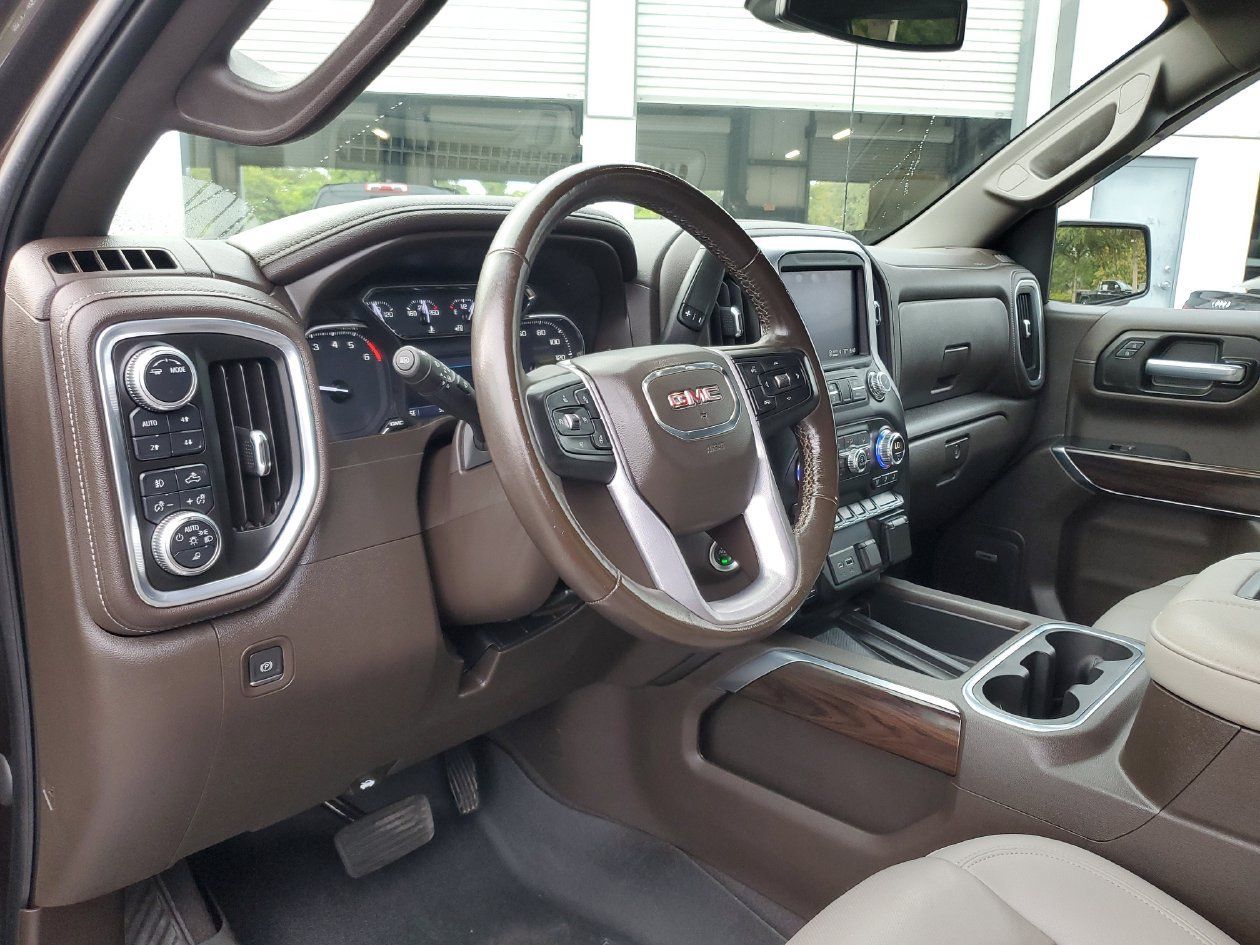 Used 2021 GMC Sierra 1500 SLT w/ SLT Premium Plus Package AWD/4WD image 21