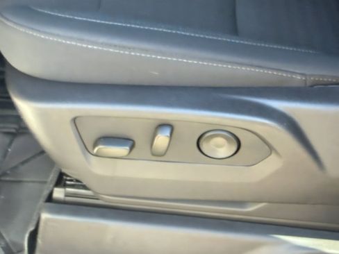 Used 2026 Chevrolet Silverado 1500 Custom w/ Turbomax Blackout Package image 16