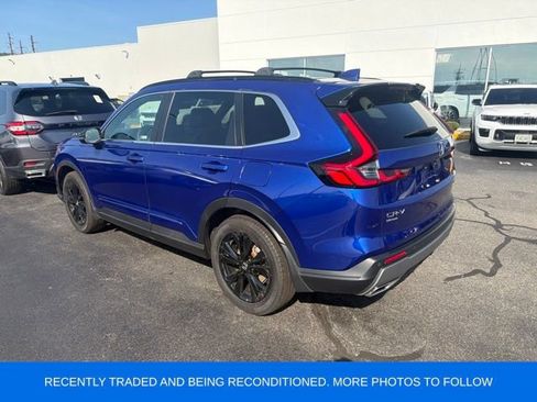 Used 2024 Honda CR-V Sport Touring image 3