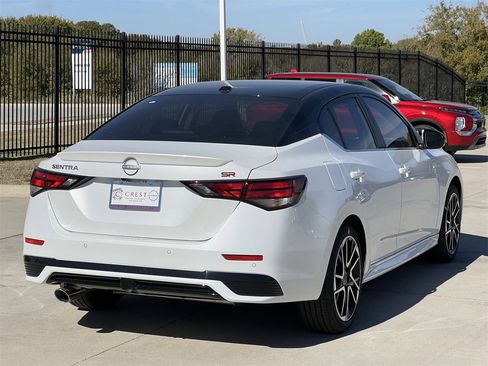 New 2025 Nissan Sentra SR image 4