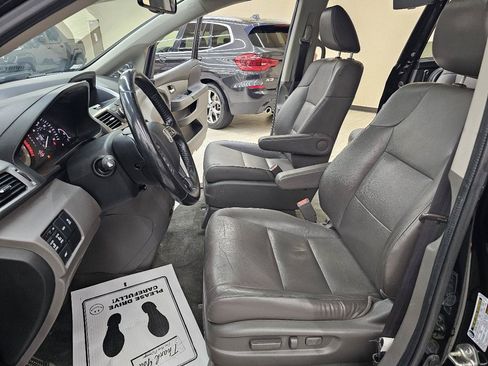 Used 2015 Honda Odyssey EX-L image 17