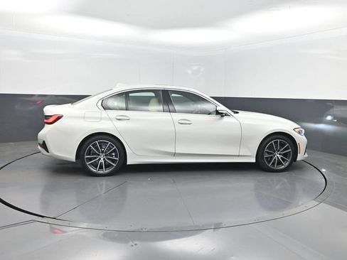 Used 2021 BMW 330i xDrive Sedan AWD/4WD image 35
