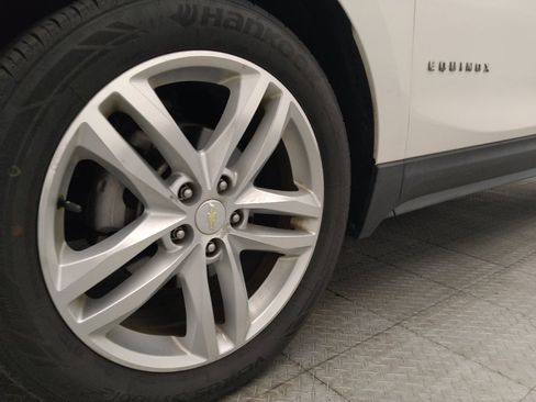Used 2018 Chevrolet Equinox Premier FWD image 31