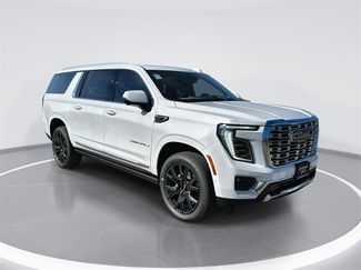 New 2026 GMC Yukon XL Denali w/ Sun & Power Step Package video 1