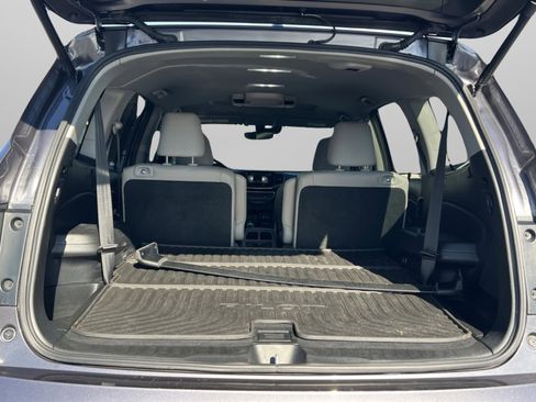 Used 2021 Honda Pilot Touring image 24