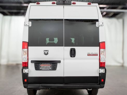 Used 2022 RAM ProMaster 2500 image 9