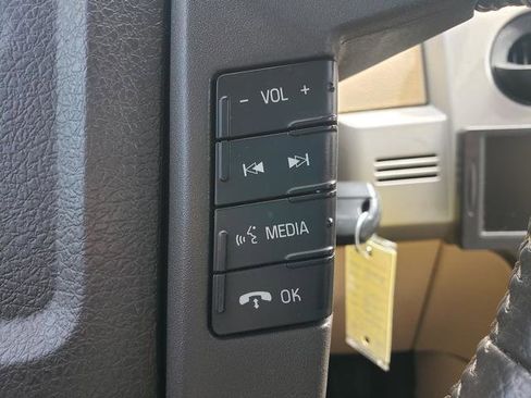 Used 2011 Ford F150 Lariat RWD image 25