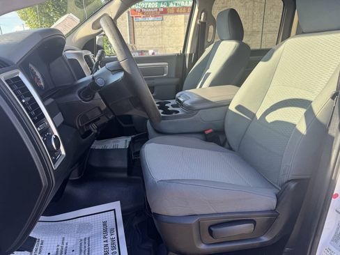 Used 2015 RAM 3500 SLT AWD/4WD image 12