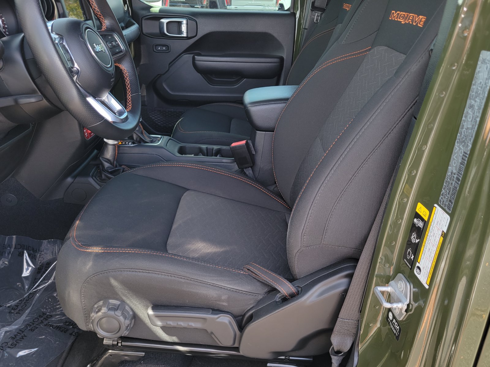 Used 2021 Jeep Gladiator Mojave AWD/4WD image 6
