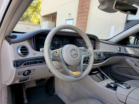 Used 2019 Mercedes-Benz S 560 image 17
