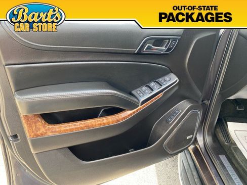 Used 2016 Chevrolet Suburban LTZ image 28