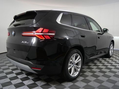 Used 2025 BMW X3 xDrive30i w/ Convenience Package AWD/4WD image 3