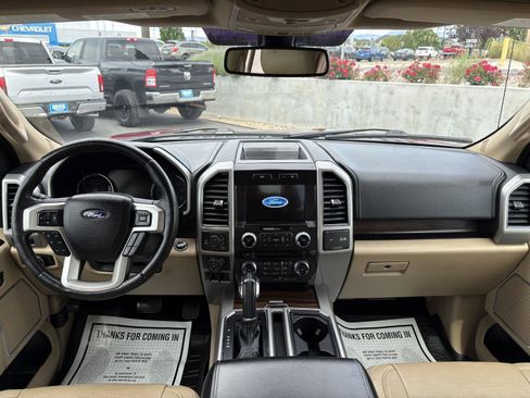 Used 2017 Ford F150 Lariat w/ Equipment Group 502A Luxury AWD/4WD image 9