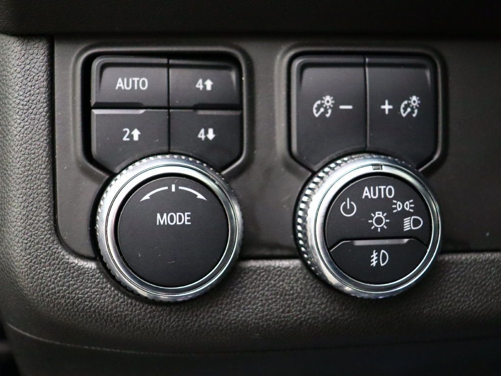 Used 2023 GMC Yukon AT4 w/ LPO, Floor Liner Package AWD/4WD image 12