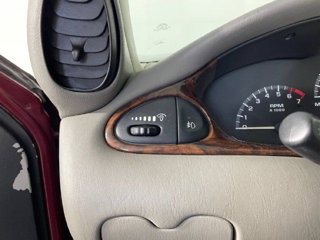 Used 2001 Chevrolet Malibu LS w/ Preferred Equipment Group 1 FWD image 13
