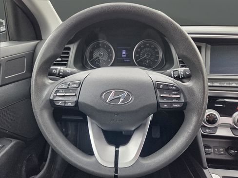 Used 2019 Hyundai Elantra SEL w/ Cargo Package FWD image 19