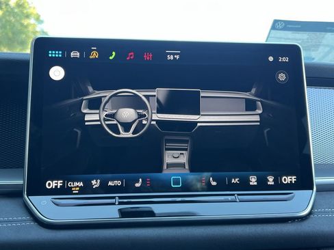 New 2026 Volkswagen Tiguan SE R-Line image 19