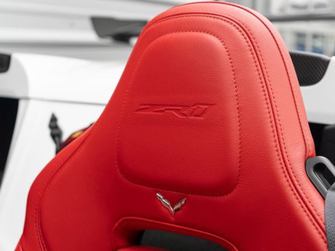 Used 2019 Chevrolet Corvette ZR1 RWD image 34