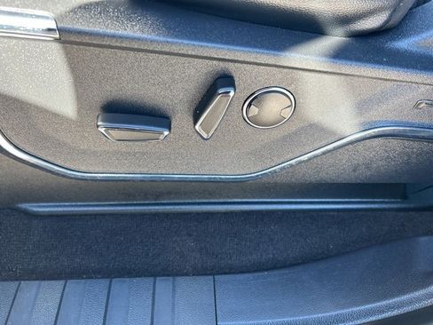 Used 2022 Ford F150 Lariat w/ Equipment Group 502A High image 20