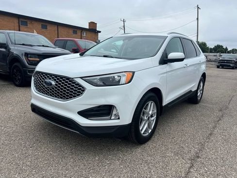 Certified 2024 Ford Edge SEL w/ Convenience Package AWD/4WD image 28