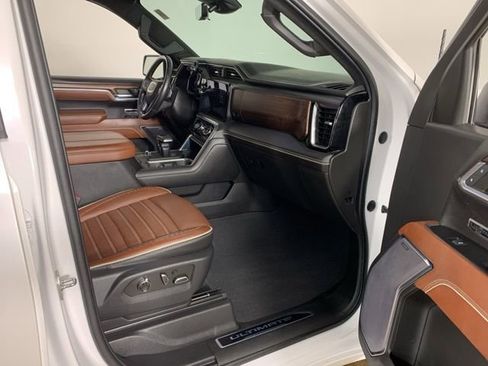Used 2023 GMC Sierra 1500 Denali Ultimate image 43