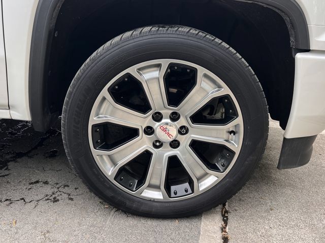 Used 2018 GMC Sierra 1500 Denali RWD image 39