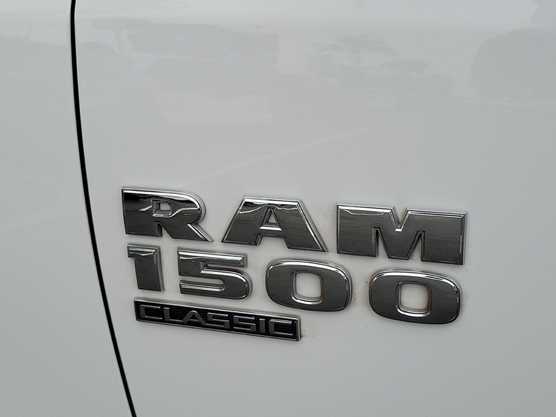 Used 2021 RAM 1500 Classic SLT RWD image 6