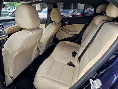 Used 2018 Mercedes-Benz GLA 250 4MATIC image 10