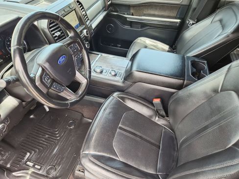 Used 2021 Ford Expedition Max Limited AWD/4WD image 2