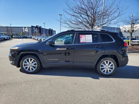 Used 2015 Jeep Cherokee Limited w/ Luxury Group image 9
