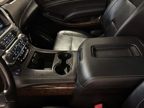 Used 2020 Chevrolet Tahoe LT image 30