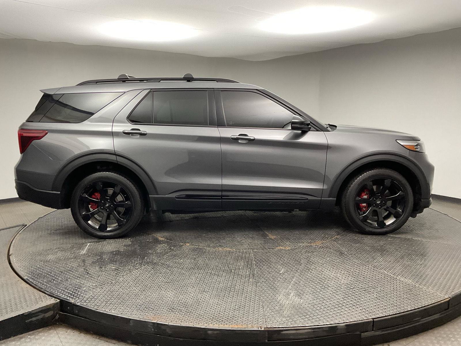 Used 2024 Ford Explorer ST w/ Equipment Group 401A AWD/4WD image 8