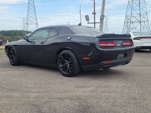 Used 2018 Dodge Challenger R/T w/ Blacktop Package RWD image 6