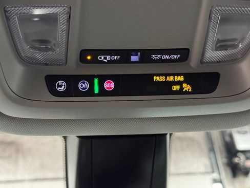 Certified 2023 GMC Acadia SLT w/ Trailering Package image 35