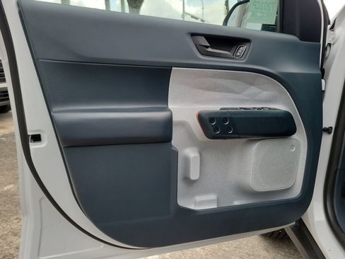 Used 2023 Ford Maverick XLT FWD image 21