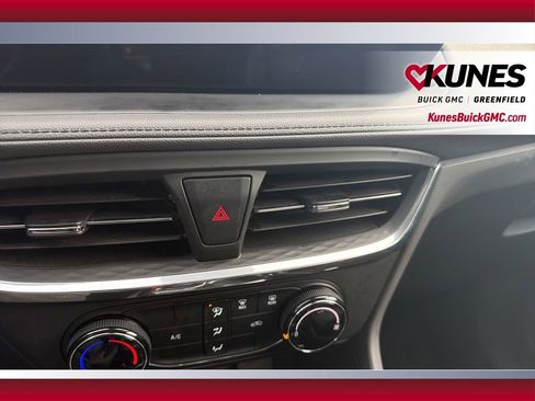 Used 2025 Buick Encore GX Preferred image 26