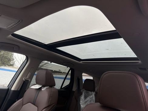 Used 2026 Honda Pilot Touring image 11