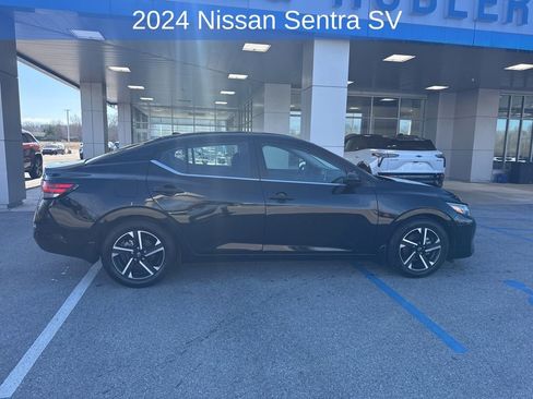 Used 2024 Nissan Sentra SV image 2