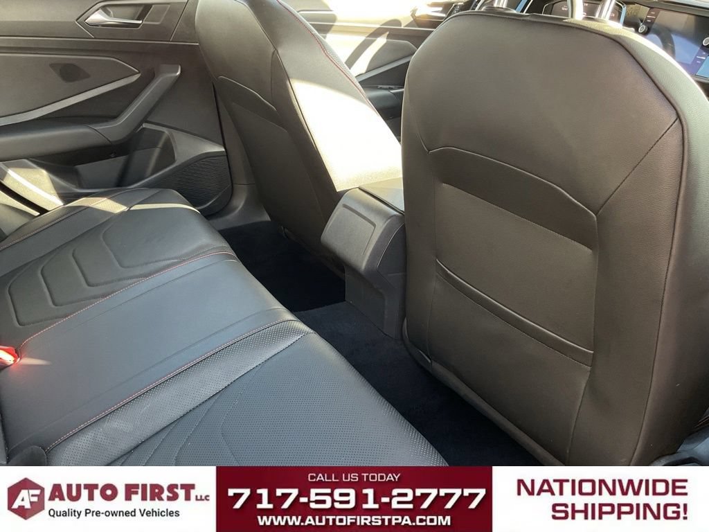 Used 2021 Volkswagen Jetta GLI FWD image 14