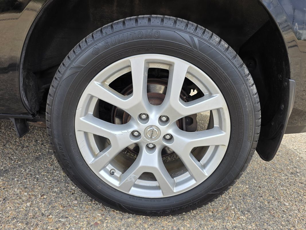 Used 2013 Nissan Rogue SL AWD/4WD image 40